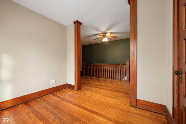 4 W Henley Street, Carthage, IN 46115