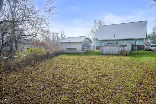 4 W Henley Street, Carthage, IN 46115