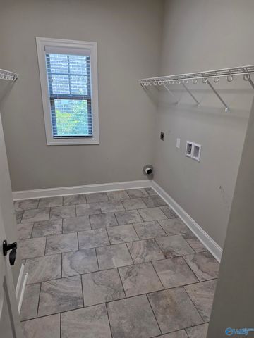 15 Cobbs Cove Way, Huntsville, AL 35803