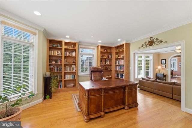 8382 PEDIGRUE CT, Gainesville, VA 20155