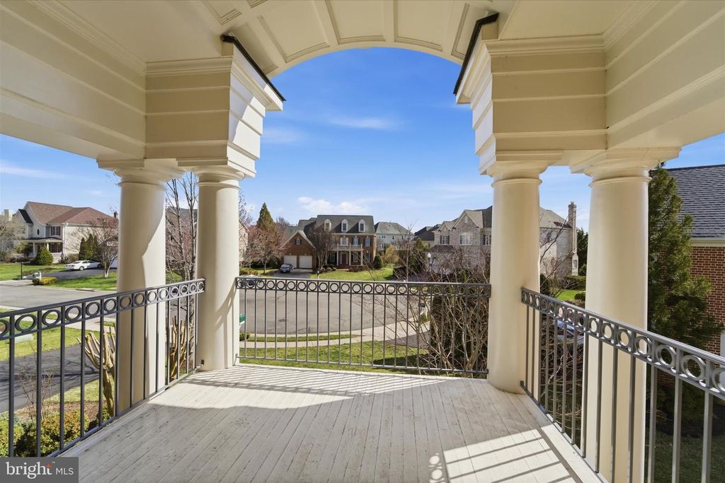 Image 47 of property listing at 8382 PEDIGRUE CT, Gainesville, VA 20155