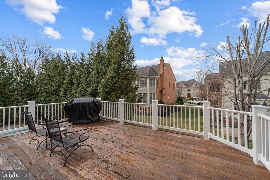 Image 59 of property listing at 8382 PEDIGRUE CT, Gainesville, VA 20155