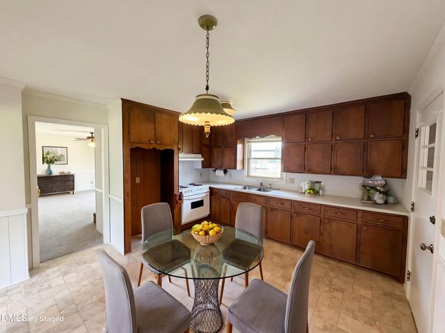 2037 Rice Road, Sanford, NC 27330