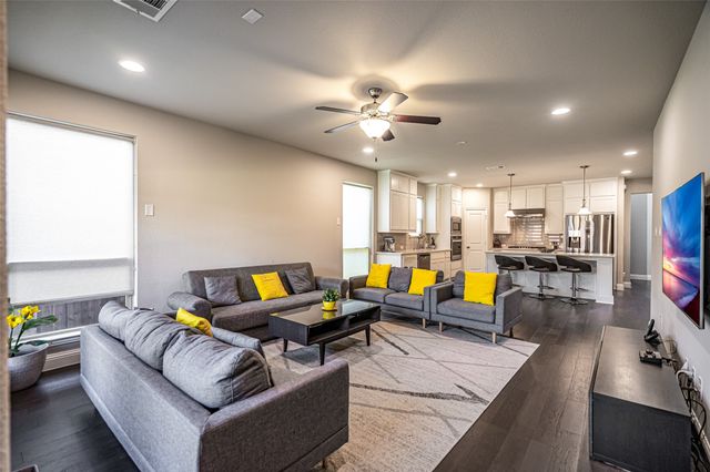 4509 Ivory Horn Drive, Carrollton, TX 75010