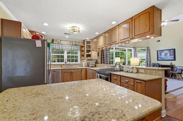 140 Windmeadows Dr., Conway, SC 29526