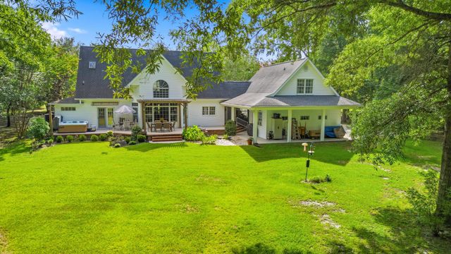 140 Windmeadows Dr., Conway, SC 29526