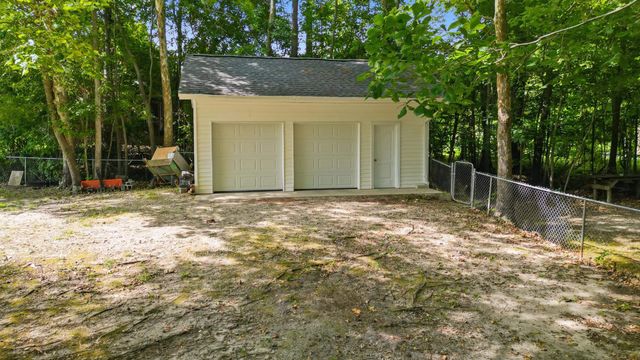140 Windmeadows Dr., Conway, SC 29526