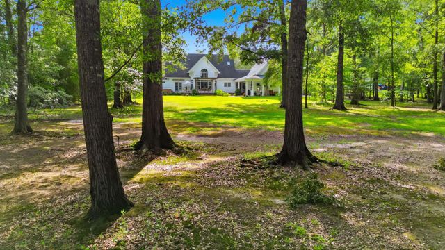 140 Windmeadows Dr., Conway, SC 29526