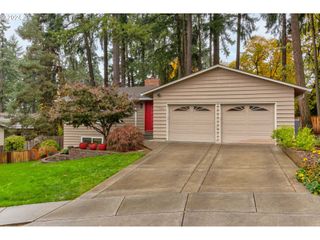 13525 Sw FIRCREST Ct, Beaverton, OR 97008