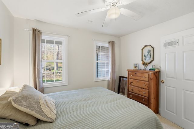 204 Green Forest Drive, Toccoa, GA 30577