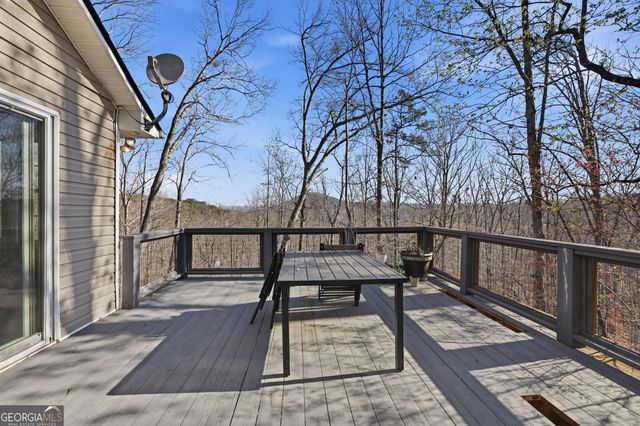 204 Green Forest Drive, Toccoa, GA 30577