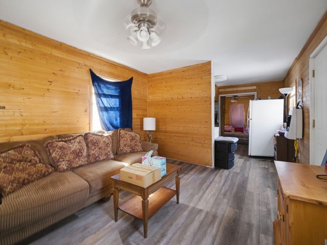 3156 W Mount Vernon Street, Springfield, MO 65802