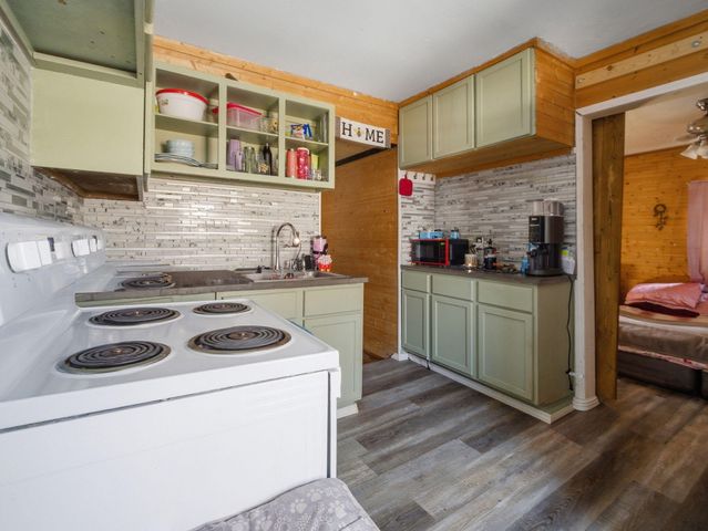 3156 W Mount Vernon Street, Springfield, MO 65802