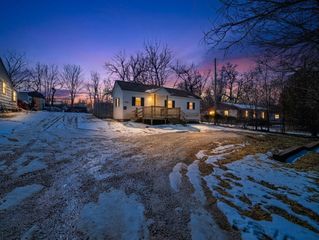 3156 W Mount Vernon Street, Springfield, MO 65802