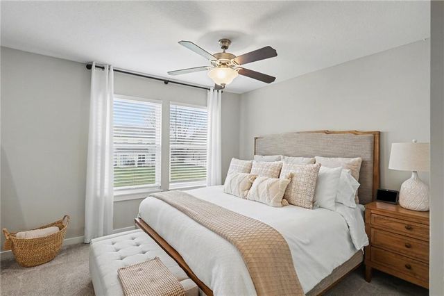 316 N 5th Terrace, Louisburg, KS 66053