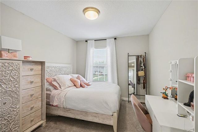 316 N 5th Terrace, Louisburg, KS 66053