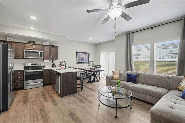 316 N 5th Terrace, Louisburg, KS 66053