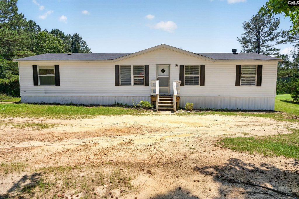 1379 Cassidy Road, Camden, SC 29020