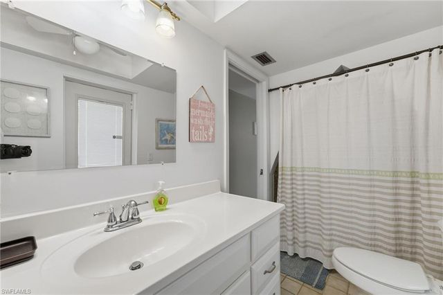 902 El Dorado PKWY E, Cape Coral, FL 33904