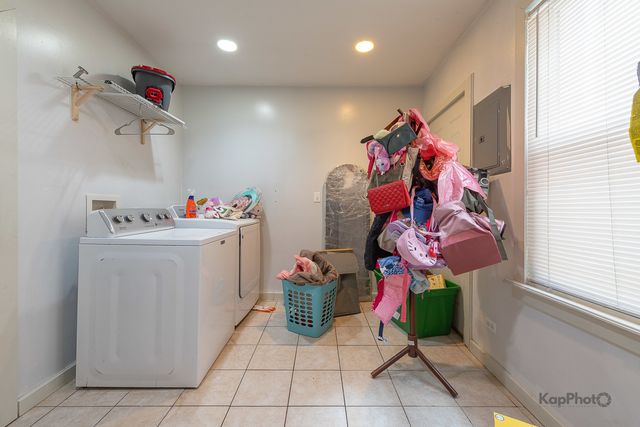 2642 W Superior Street, Chicago, IL 60612