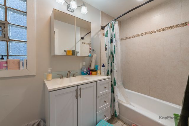 2642 W Superior Street, Chicago, IL 60612