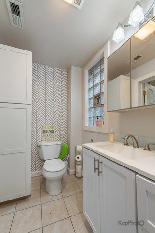 2642 W Superior Street, Chicago, IL 60612
