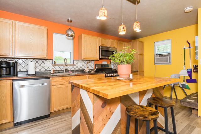 529 Clinton Street, Marshall, MI 49068