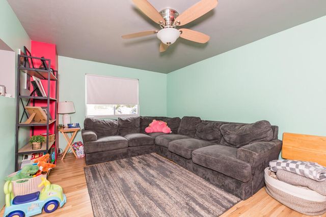 529 Clinton Street, Marshall, MI 49068