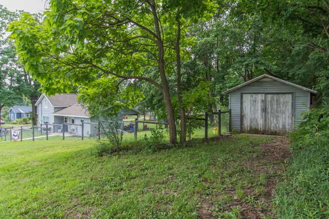 529 Clinton Street, Marshall, MI 49068