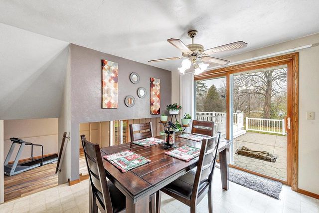 2527 GARDEN PARK TERRACE, Green Bay, WI 54311