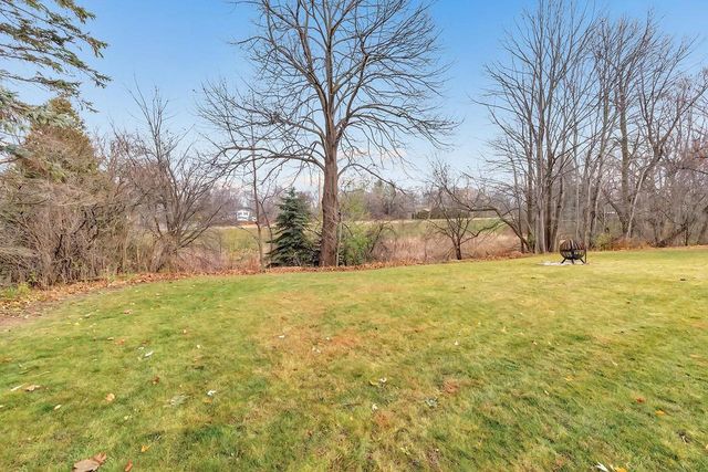 2527 GARDEN PARK TERRACE, Green Bay, WI 54311