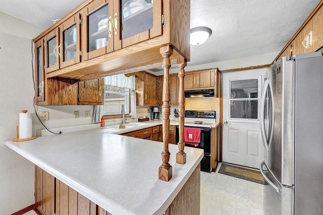 2527 GARDEN PARK TERRACE, Green Bay, WI 54311