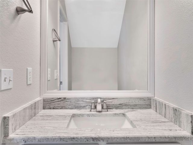 235 Yale Boulevard, Glenn Heights, TX 75154