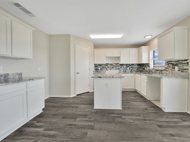 235 Yale Boulevard, Glenn Heights, TX 75154