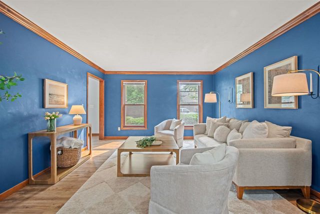 3509 S BARKER LANE, Appleton, WI 54915