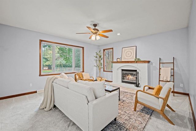 3509 S BARKER LANE, Appleton, WI 54915