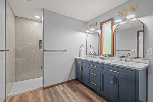 3509 S BARKER LANE, Appleton, WI 54915