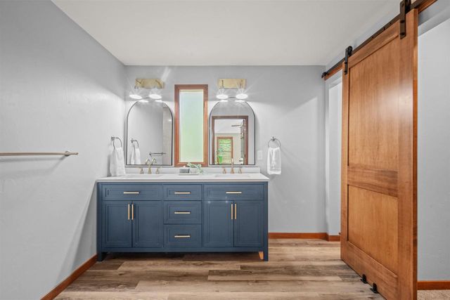 3509 S BARKER LANE, Appleton, WI 54915