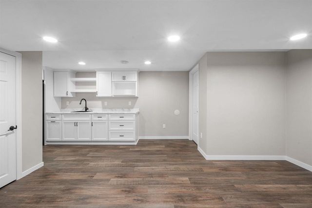 3509 S BARKER LANE, Appleton, WI 54915