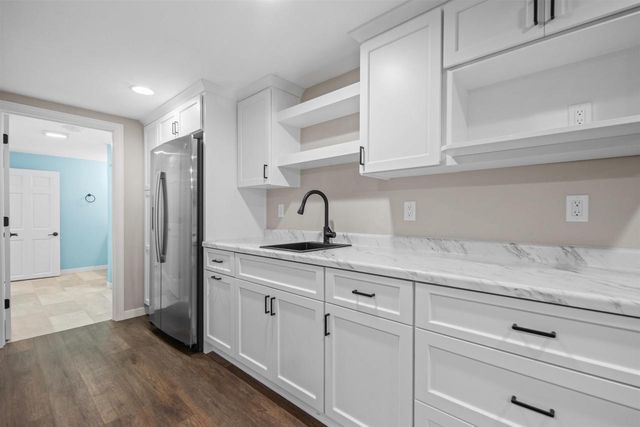 3509 S BARKER LANE, Appleton, WI 54915