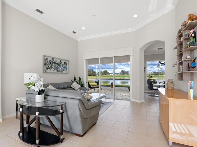 814 ADONIS PLACE, Venice, FL 34292