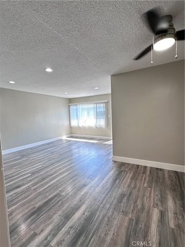13520 Rye Street, Sherman Oaks, CA 91423