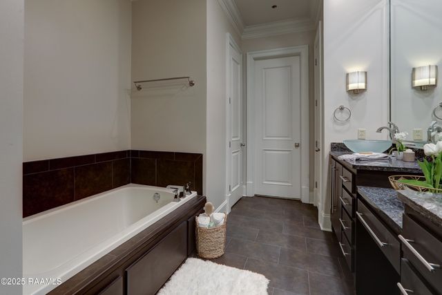 605 Silverstone Road 205b, Lafayette, LA 70508