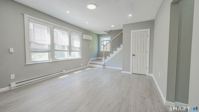 79 Eldridge Street, Waterbury, CT 06704