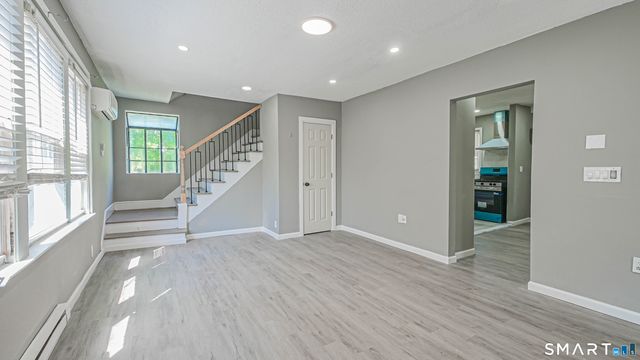 79 Eldridge Street, Waterbury, CT 06704