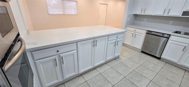 6500 SW 82nd Ave, Miami, FL 33143