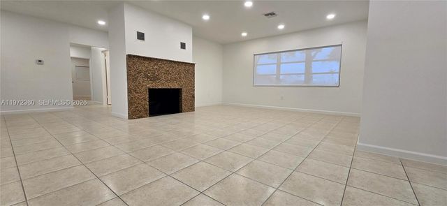 6500 SW 82nd Ave, Miami, FL 33143