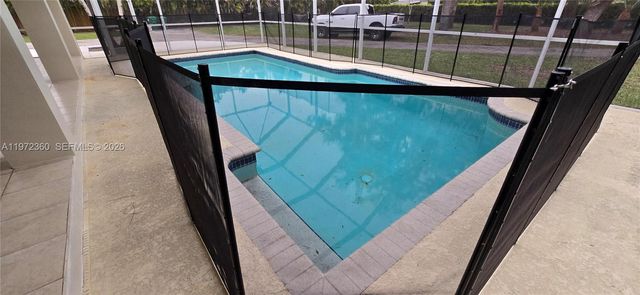 6500 SW 82nd Ave, Miami, FL 33143