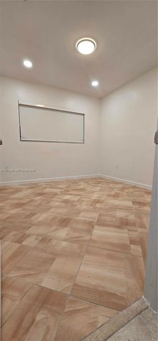 6500 SW 82nd Ave, Miami, FL 33143