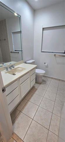 6500 SW 82nd Ave, Miami, FL 33143